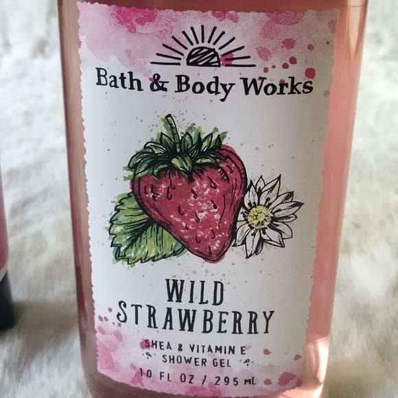 Bath & Body Works Wild Strawberry - Picture 4 of 6